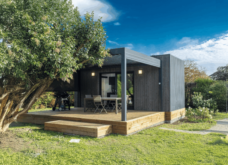 Boostez votre chiffre d’affaires avec le studio de jardin illiCO travaux !